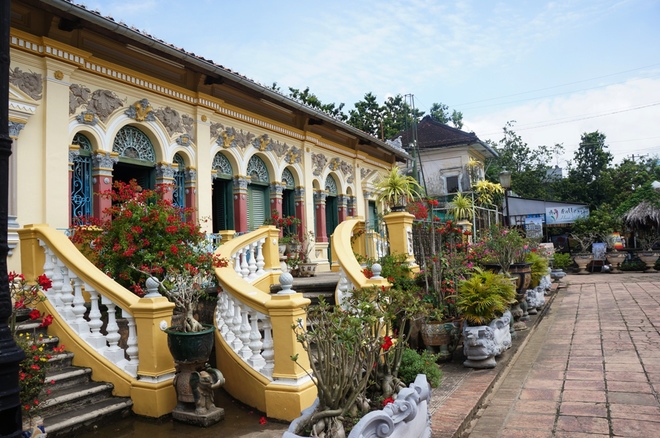Binh Thuy ancient house