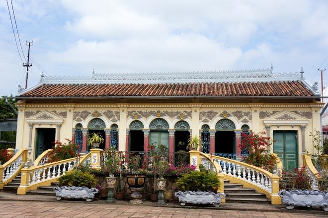 Binh Thuy ancient house