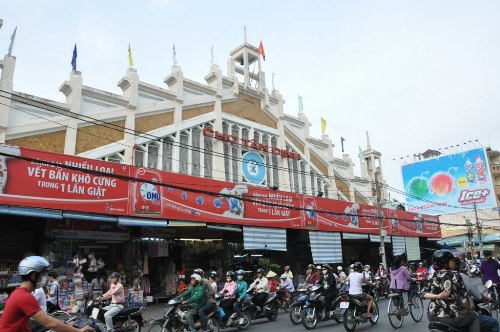 Tan Dinh market 