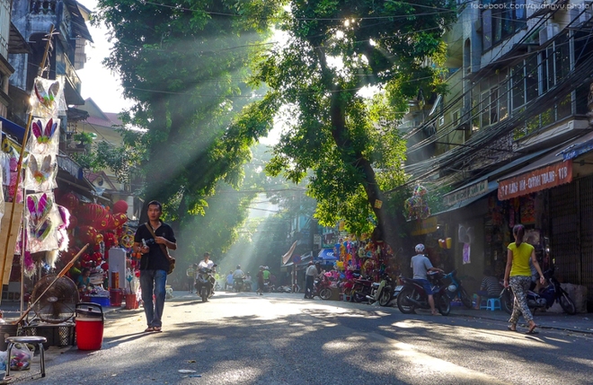 Hanoi autumn is a popular topic not only of poetry but also photography