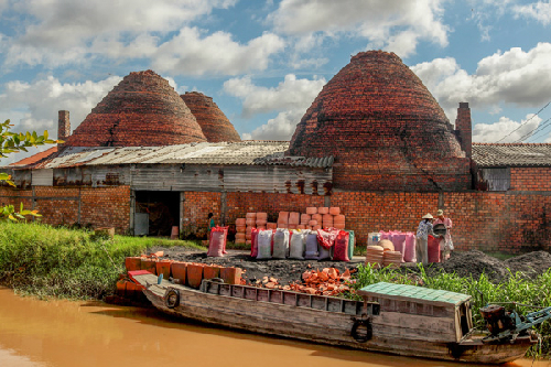 Pottery kilns in Vinh Long province