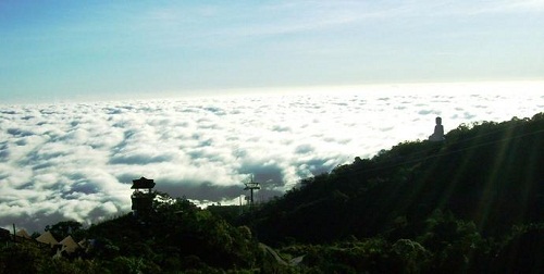 Buddha statue on Ba Na hills