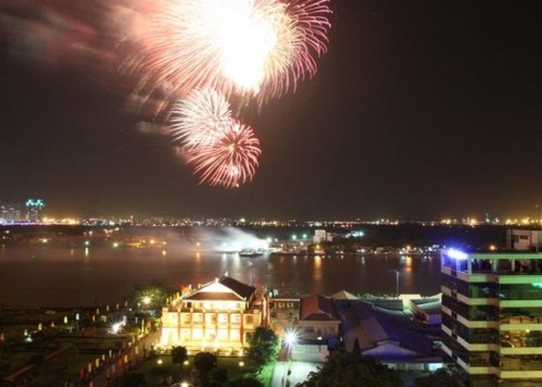 Firework in Thu Thiem underground tunnel