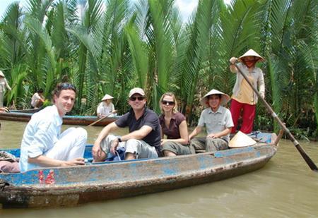 Foreign tourists visit Vietnam northern