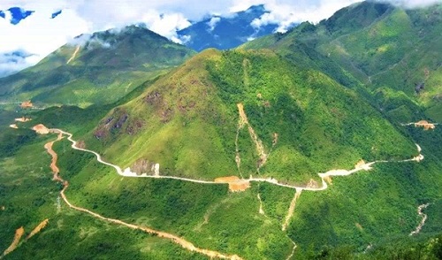 O quy ho mountain pass overview