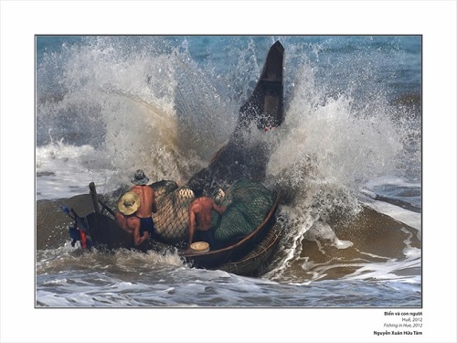 Sea and human photo