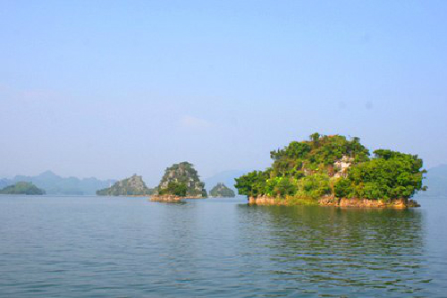 Thung Nai has many islands