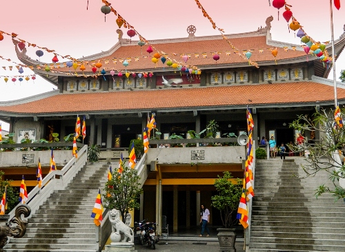 Vinh Nghiem pagoda