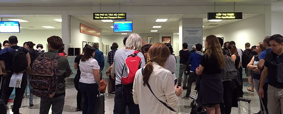 vietnam-visa-landing-counter