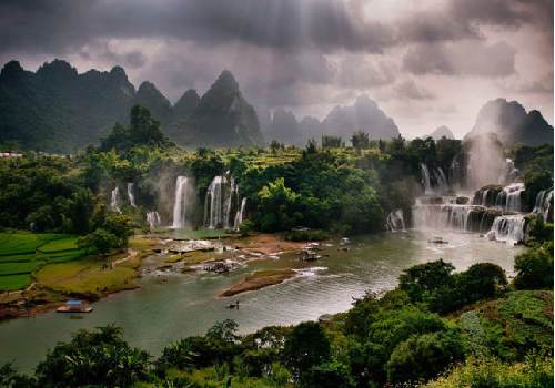 Ban Gioc waterfall